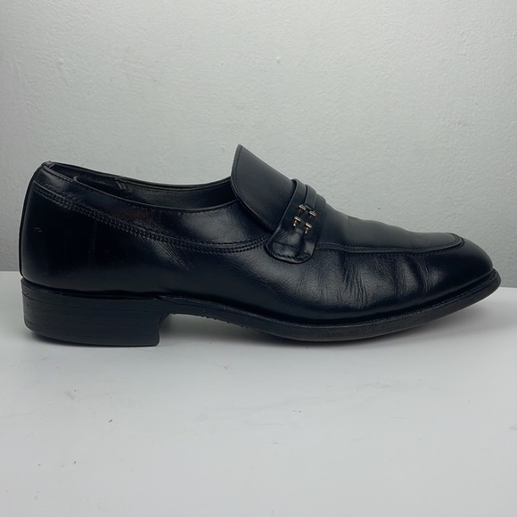 All Leather Shoes  - Authentic Leather Loafer High Quality Shoe   Size 9.5 D/B main image 4
